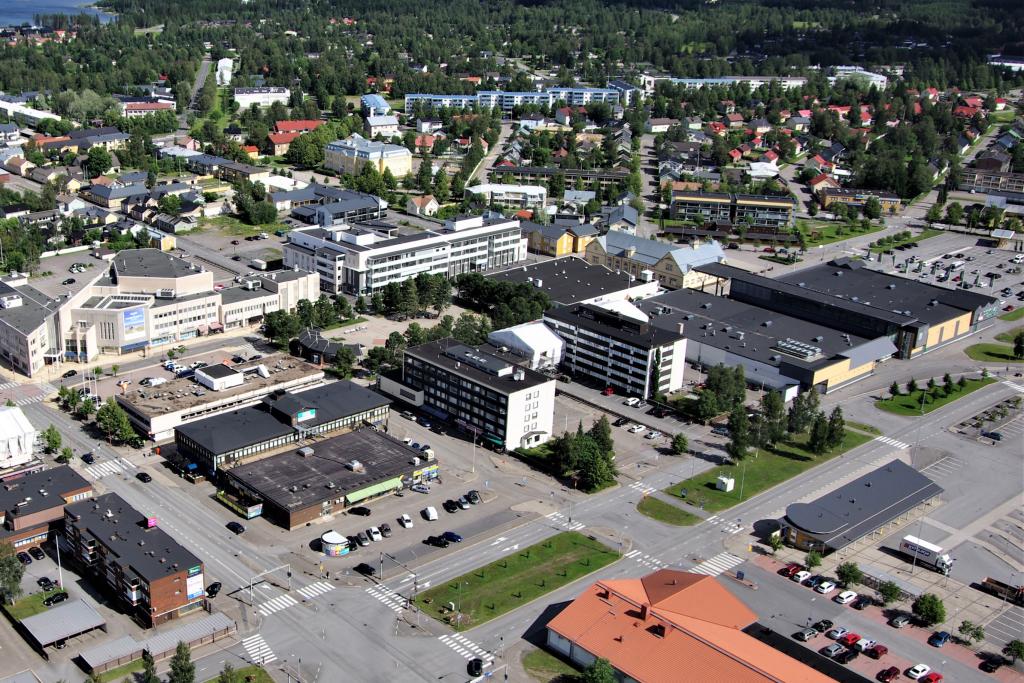 Kuva: Raahen kaupunki. Viistoilmakuva Raahen liikekeskustasta.