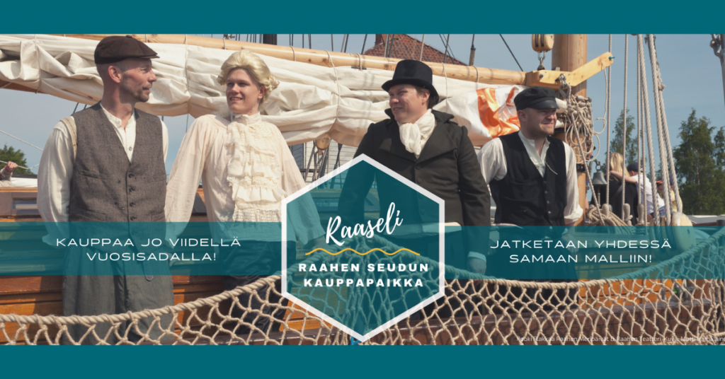 Raaseli-verkkokaupan etusivulla on historiallisesti pukeutuneita teatterilaisia laivan kannella.