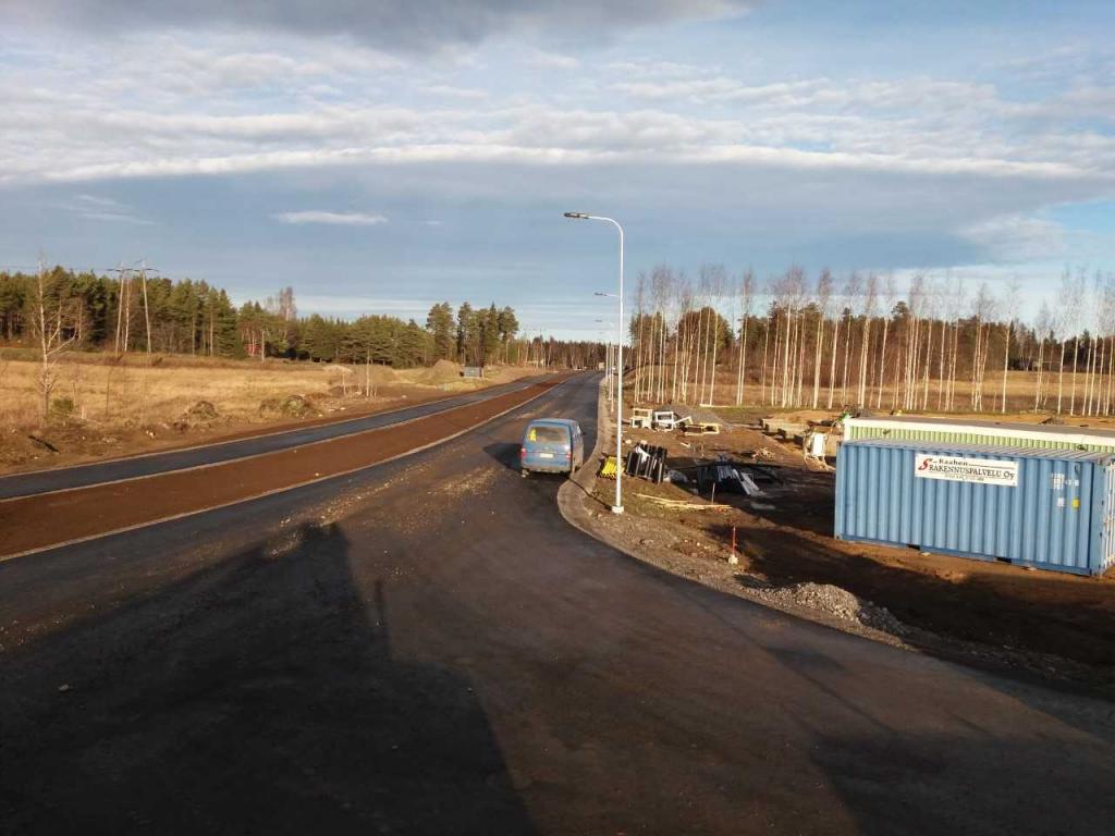 Tokolan teollisuusalue. Kuva: Markus Kuivas Uusi katu avattu liikenteelle.
