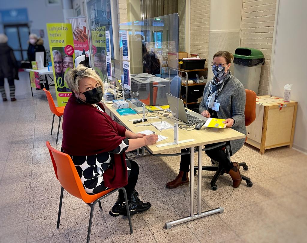 Tapahtumatalo Raahen ala-aulan ennakkoäänestyspisteellä. Kuva: Tarmo Somero Tapahtumatalon ennakkoäänestyspiste.