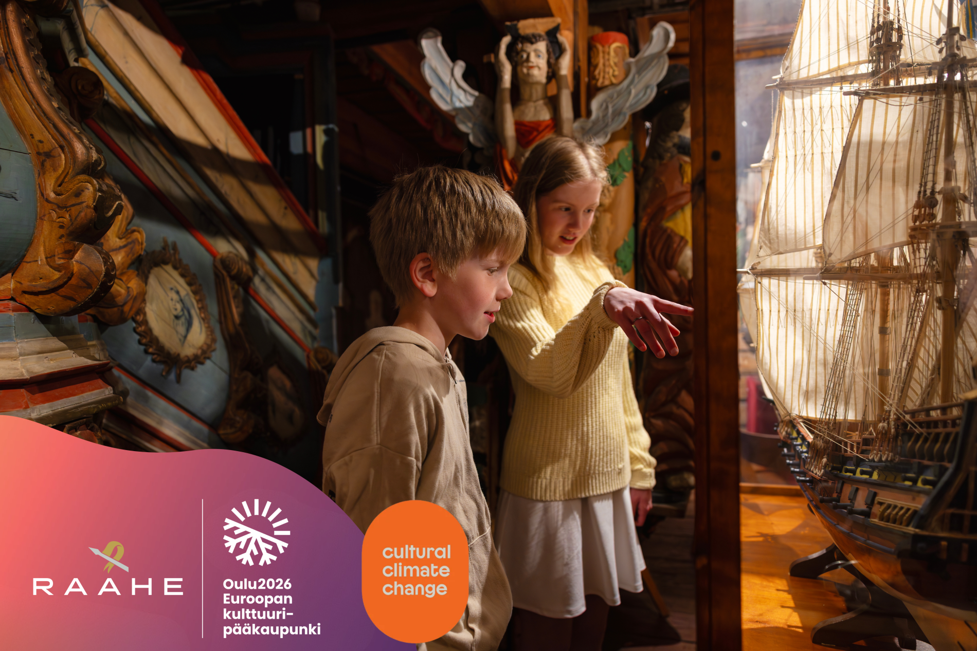 Children exploring the historical exhibits at the Pakkahuone Museum.
