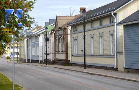 Keäsinen kuva Wanhasta Raahesta.