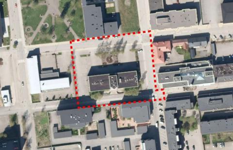 Rautatalon kortteli ilmakuvassa ja kaava-alueen rajaus. Ortilmakuva: Maanmittauslaitos. Kuvassa on ortoilmakuva Rautatalon korttelista. Kuvassa näkyy kaava-alueen rajaus.