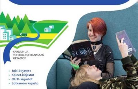 Polkuja kirjan ja tiedon äärelle -esite Piirretty polku metsän ja talojen välissä sekä valokuva sohvalla lukevasta nuoresta tytöstä ja pojasta