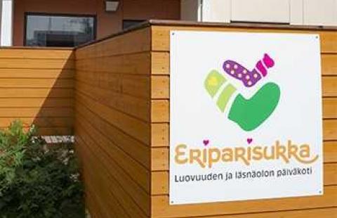 Luovuuden ja läsnäolon päiväkoti Eriparisukka. Kuva: Kasper Järvelin. Eriparisukka